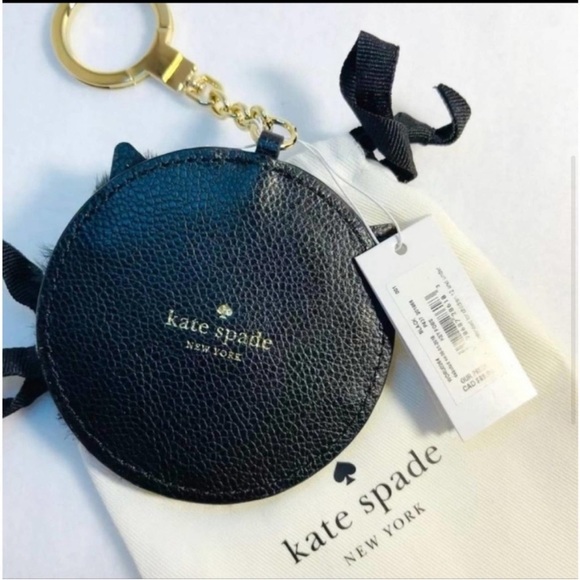 NWT Kate Spade Furry Black Cat Bag
Charm / Keychain Duster Bag - Picture 7 of 7